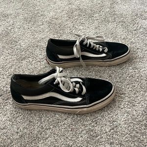 Black vans